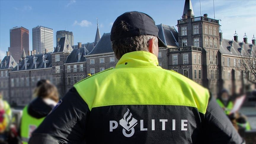 Парламент Нидерландов эвакуировали из-за угрозы взрыва