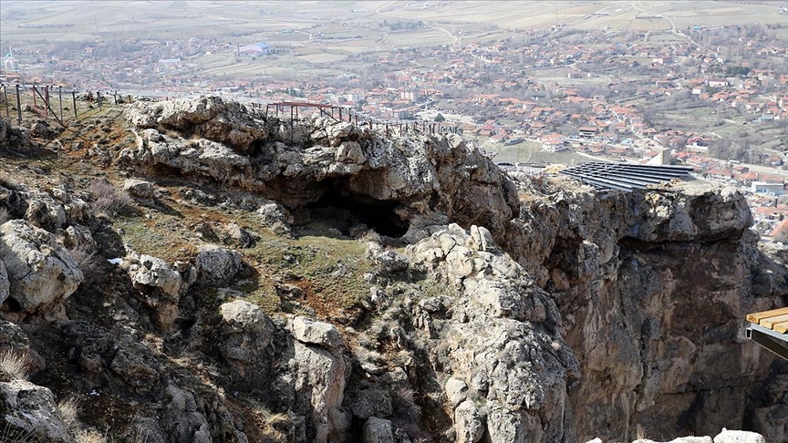 Adrenalin tutkunlarını ağırlayacak 'cam seyir terası' Divriği'yi cazibe merkezi yapacak
