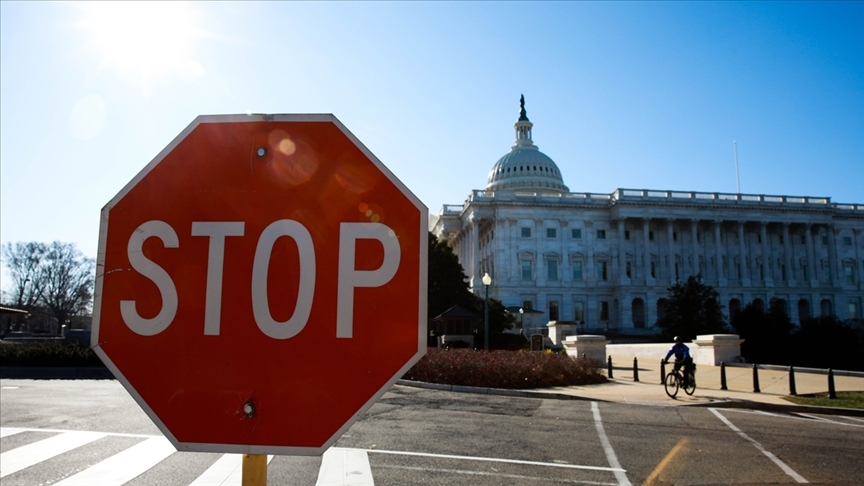 ABD'li senatörlerden Biden'a İran konusunda 'tüm diplomatik ve ekonomik araçları kullanma' çağrısı