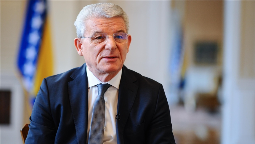 Džaferović: Postavljene cijevi za gasifikaciju Rafinerije Brod je povreda teritorijalnog integriteta BiH