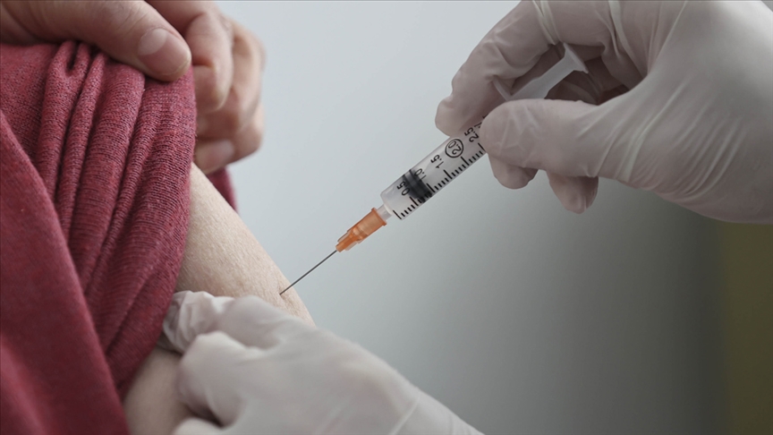 Kovid-19 aşı programında yeni gruba geçiliyor