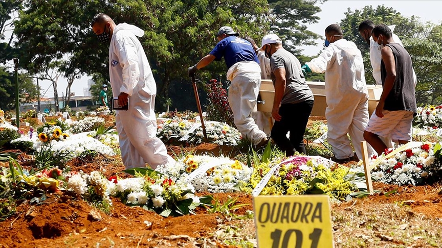Brezilya'da son 24 saatte Kovid-19 nedeniyle 3 bin 500'den fazla kişi öldü