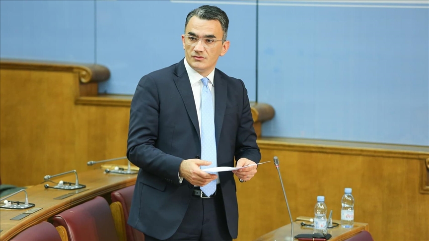 Nakon što je negirao genocid u Srebrenici: Opozicija traži smjenu ministra pravde Crne Gore