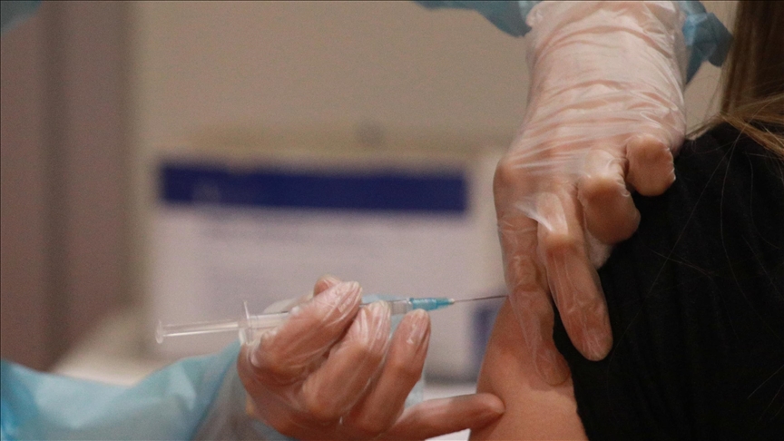 Irán permitirá al sector privado adquirir vacunas contra la COVID-19