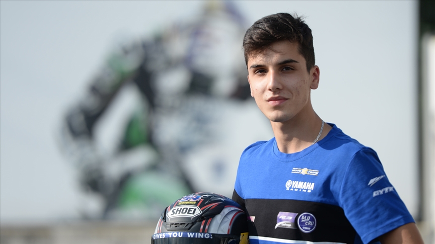 Bahattin Sofuoğlu, Dünya Supersport300 resmi testlerini en hızlı isim olarak tamamladı