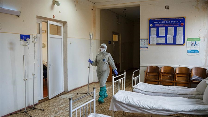 Заболеваемость COVID-19 в Украине вновь возросла: число новых случаев - 10,5 тыс. 