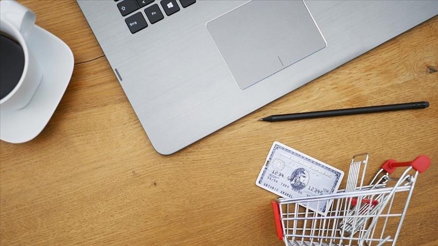 B2B e-commerce market size to increase over 70% by 2027