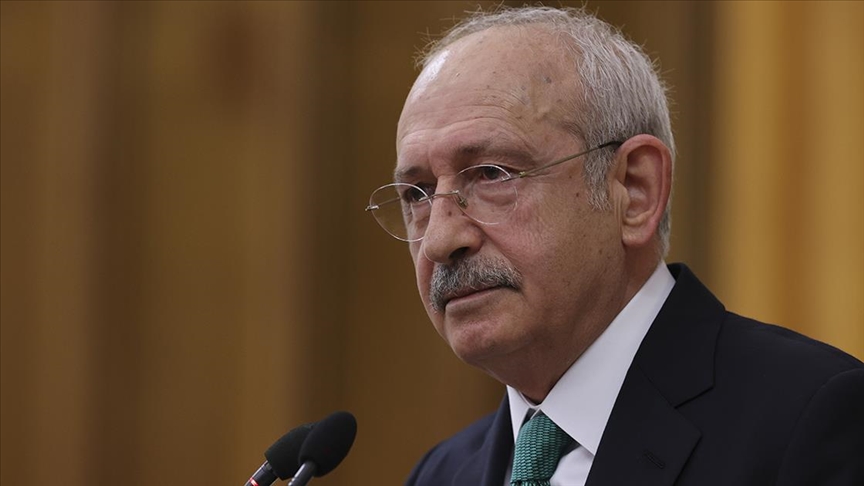CHP Genel Başkanı Kılıçdaroğlu, kocası tarafından öldürülen kadının ailesiyle görüştü