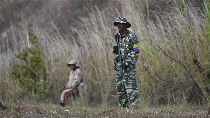 2 Venezuelan soldiers killed by mine near Colombian border