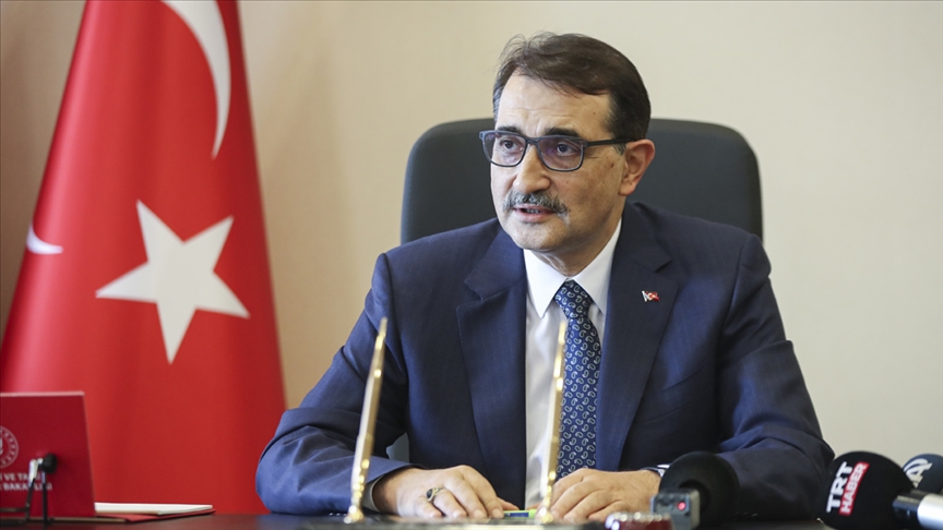 Enerji ve Tabii Kaynaklar Bakanı Dönmez, Türkiye'nin hidrojen stratejisini oluşturacaklarını bildirdi