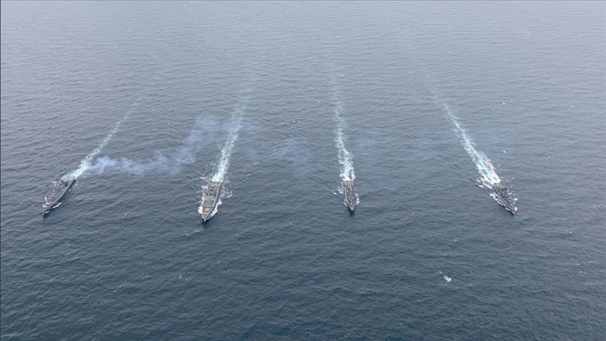 TCG YAVUZ fırkateyni, NATO Daimi Deniz Görev Grubu-2 unsurlarıyla geçiş eğitimleri icra etti