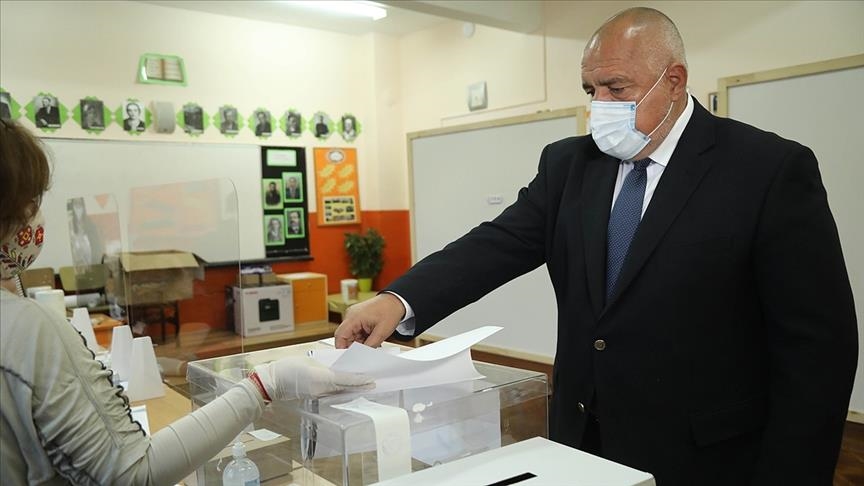 Партия премьера Борисова побеждает на парламентских выборах в Болгарии – экзитпол