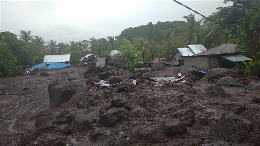 Over 50 dead in flash floods in Indonesia, Timor Leste