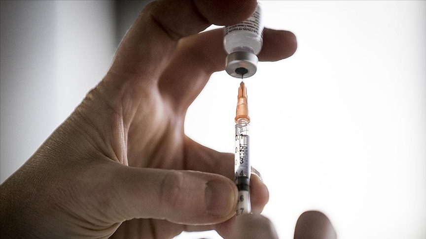 Japonya, BioNTech/Pfizer'dan bugüne kadarki en yüksek miktarda aşıyı teslim aldı