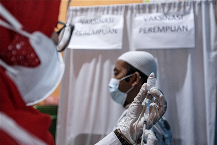 Indonesia klaim di posisi 8 negara dengan vaksinasi Covid-19 terbanyak di dunia