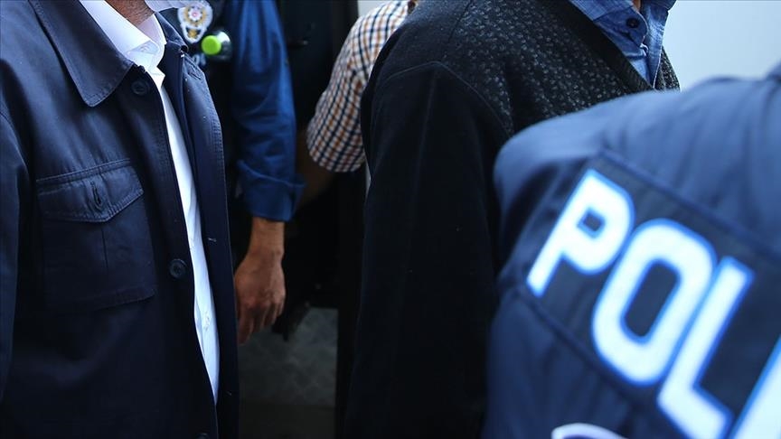 تركيا.. توقيف 10 مشتبهين من موقعي بيان الضباط المتقاعدين