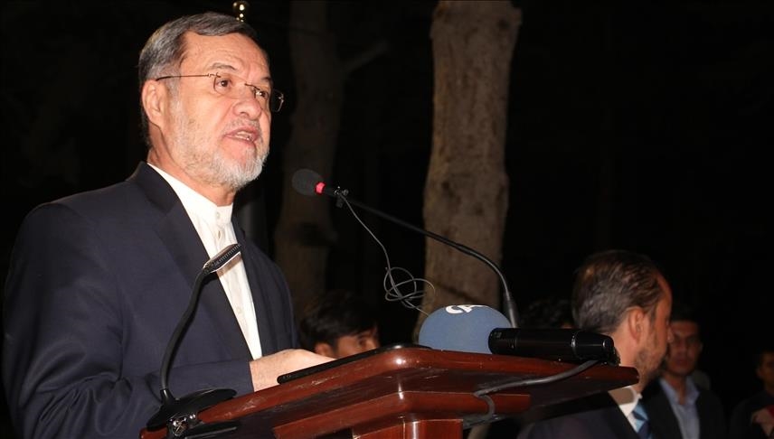 Gobierno de Afganistán ofrece modificar la Constitución por el bien de