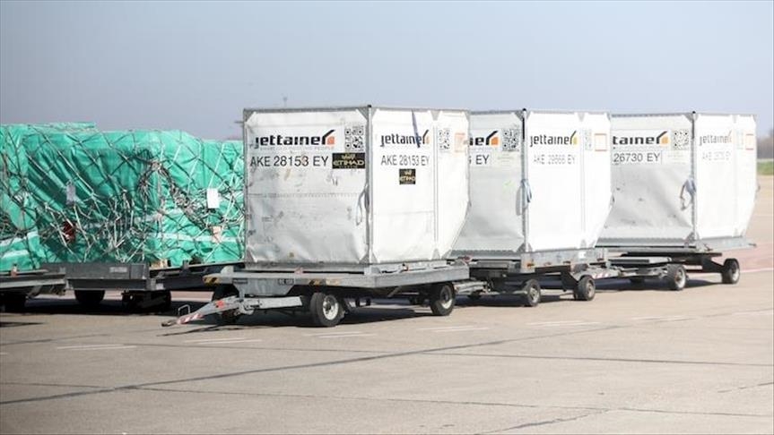 Во Србија од Кина пристигна нов контингент од 500.000 дози од вакцината на Синофарм