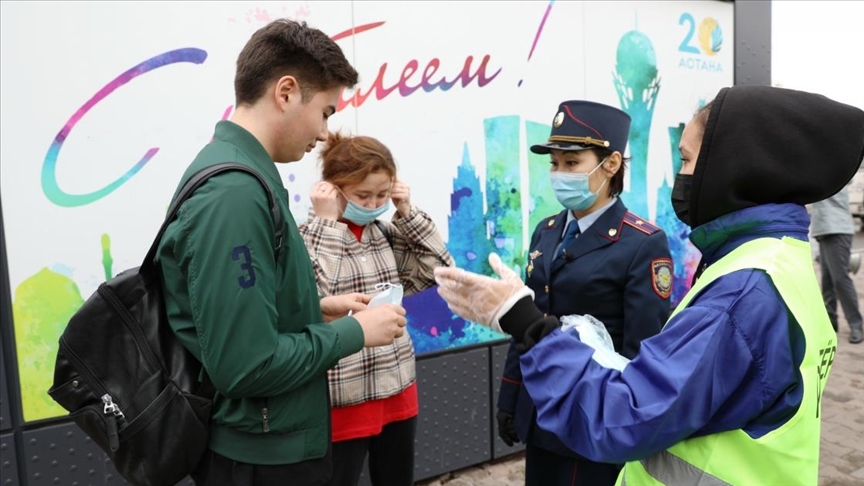 Узбекистан планирует до конца года наладить выпуск вакцины против COVID-19