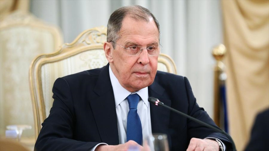 Россия и Китай не преследуют цели создать военный союз - Лавров