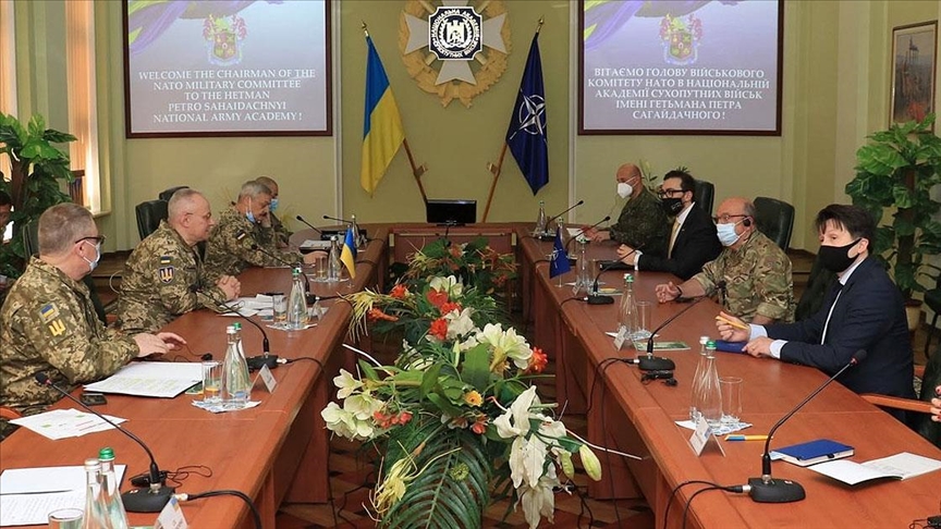 NATO Askeri Komite Başkanı Stuart Peach Ukrayna'ya geldi
