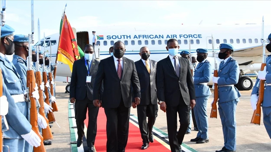 Southern African leaders deploy mission to Mozambique