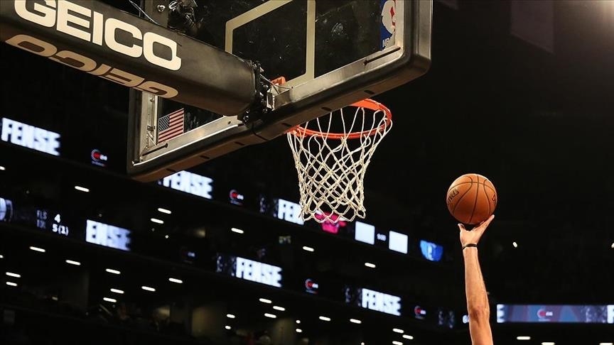 NBA: Suns beat West leaders Jazz 117-113