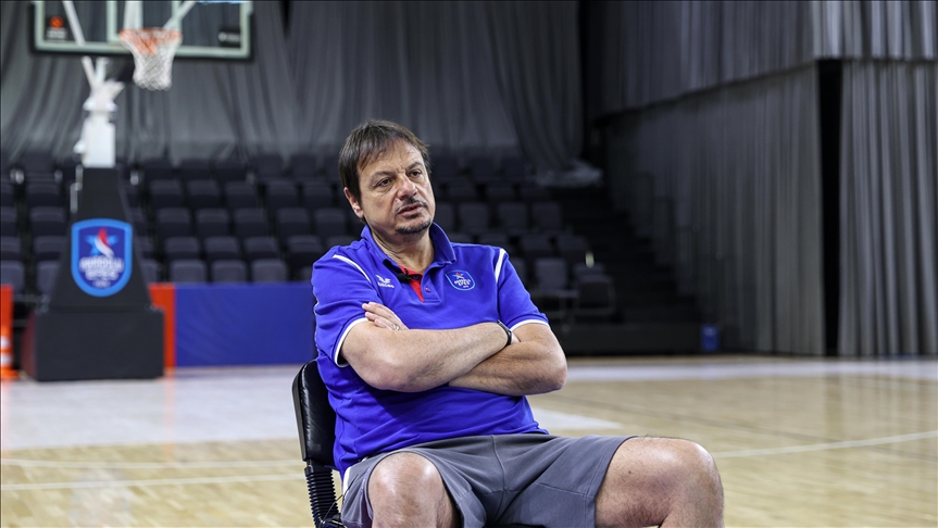 Ergin Ataman, Anadolu Efes ile yarım kalan hikayeyi tamamlamak istiyor