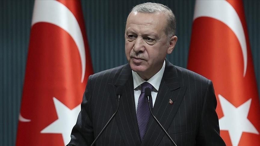 أردوغان يهنئ رباعين تركيين على فوزهما ببطولة أوروبا 