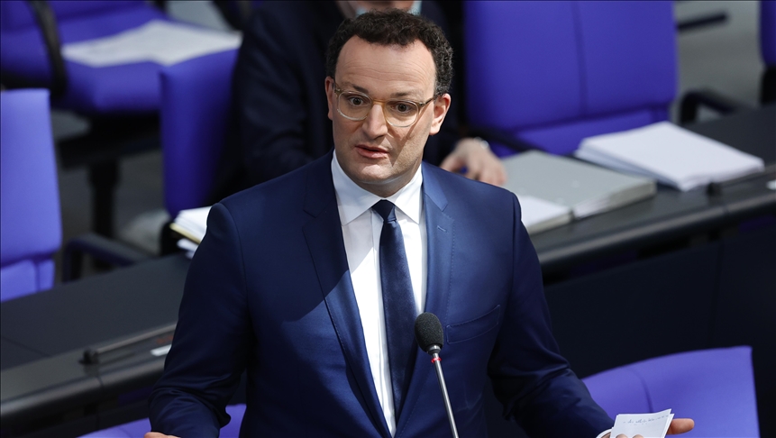 Almanya Sağlık Bakanı Spahn, "Sputnik V" aşısı için Rusya ile görüşeceğini söyledi