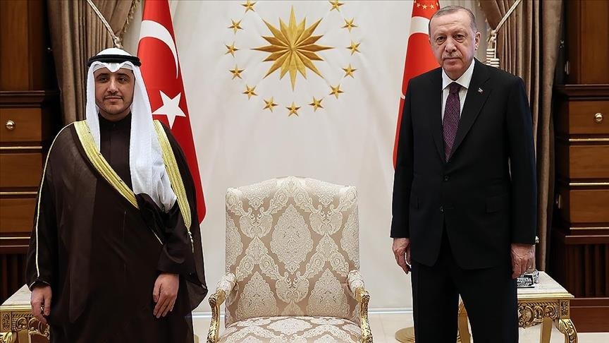 Turkish president meets Kuwaiti foreign minister
