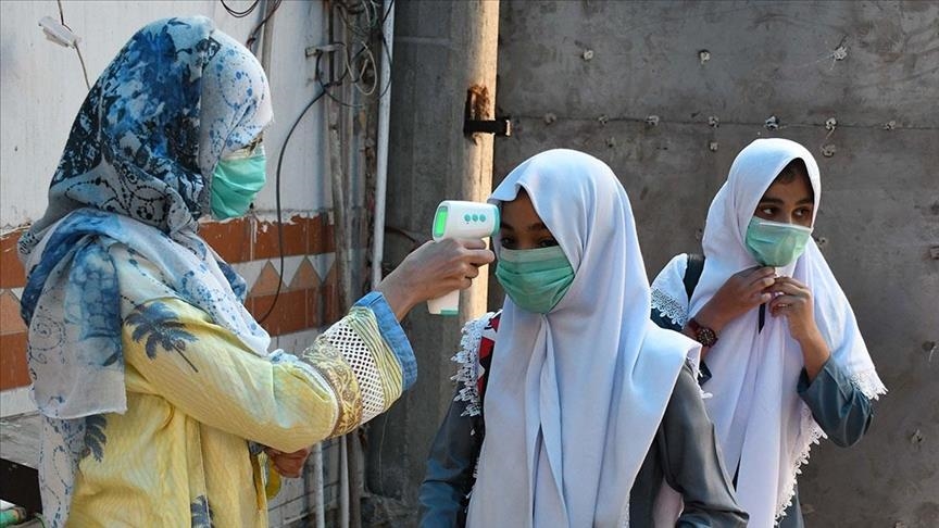 Pakistan sees highest daily virus cases since July 2020