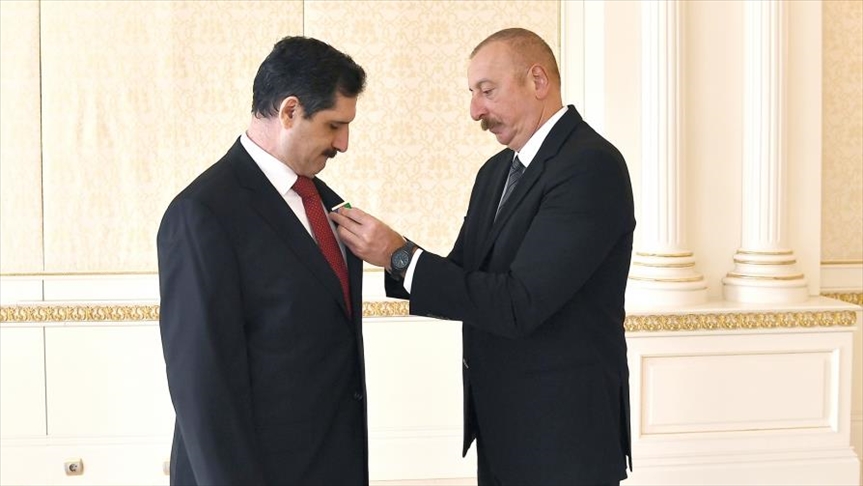 Президент Азербайджана наградил посла Турции в Баку орденом «Достлуг»