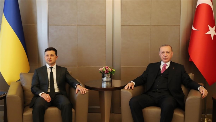 Turquía y Ucrania prometen fortalecer asociación estratégica y restaurar la integridad territorial ucraniana