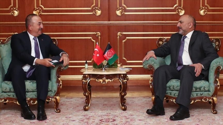 تشاووش أوغلو ونظيره الأفغاني يبحثان مؤتمر إسطنبول للسلام