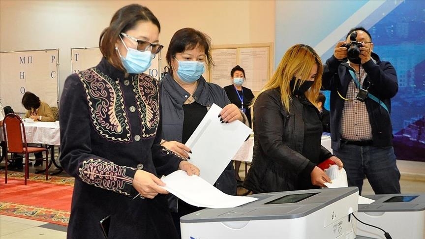 «За» новую Конституцию Кыргызстана  проголосовало 78% избирателей