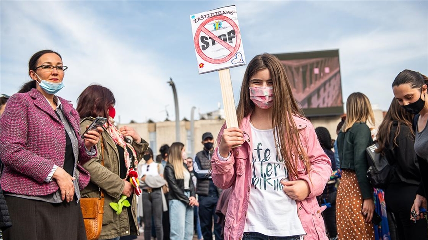 U više crnogorskih gradova održani protesti zbog seksualnog zlostavljanja djece