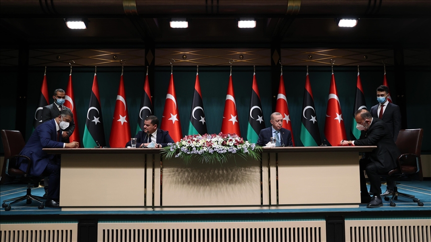 Zyrtarët turq dhe libianë nënshkruan pesë marrëveshje