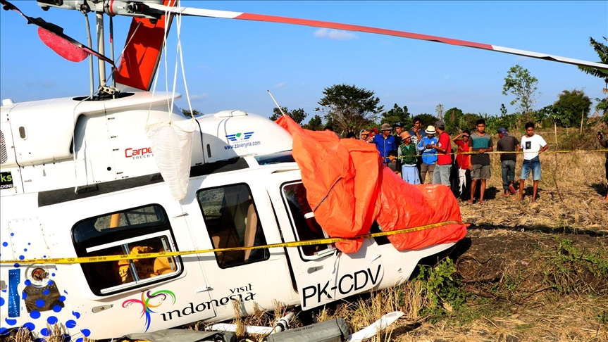 Kelompok bersenjata bakar helikopter di Bandara Aminggaru, Papua