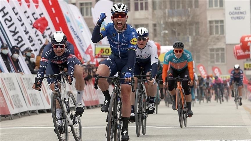 Britain's Cavendish wins Tour of Turkey 3rd stage