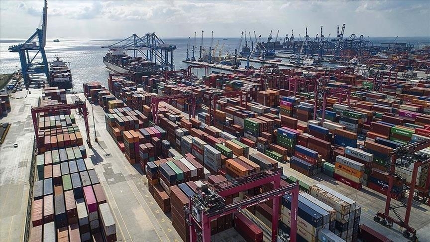 فائض تجارة الصين الخارجية يرتفع 7 مرات في الربع الأول
