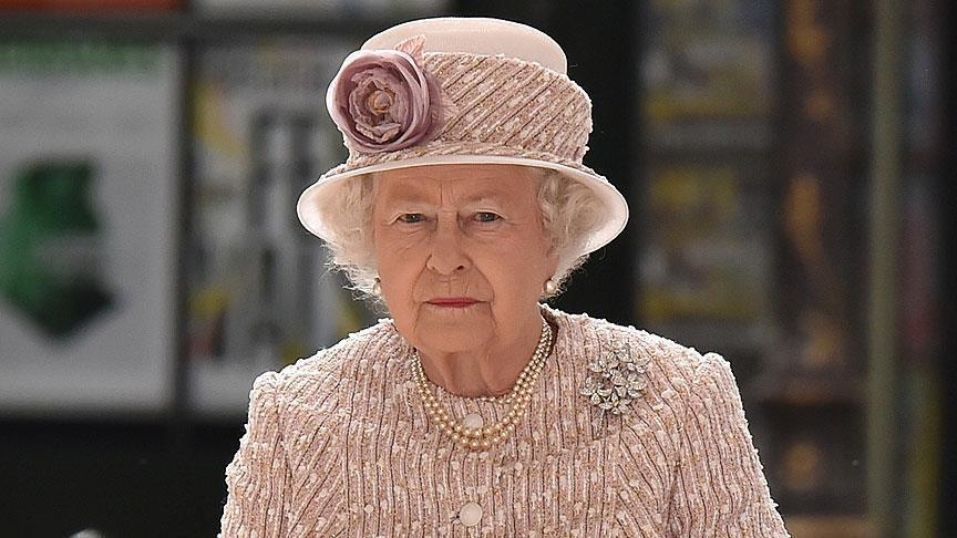 Nakon smrti supruga: Kraljica Elizabetha vratila se redovnim dužnostima