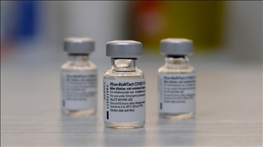 AB, BioNTech-Pfizer'dan 1,8 milyar doz aşı almaya hazırlanıyor