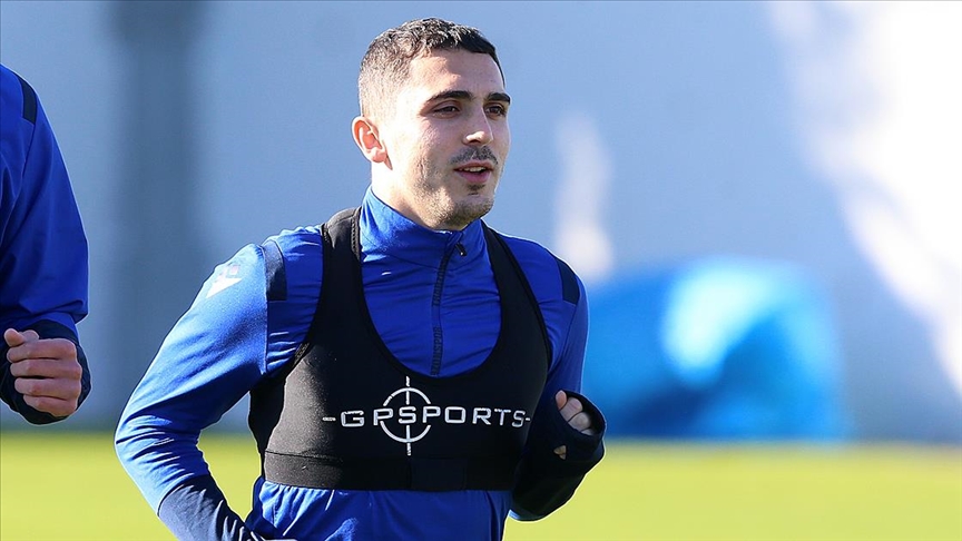 Trabzonspor'un orta saha oyuncusu Abdülkadir Ömür: Futbolu özledim