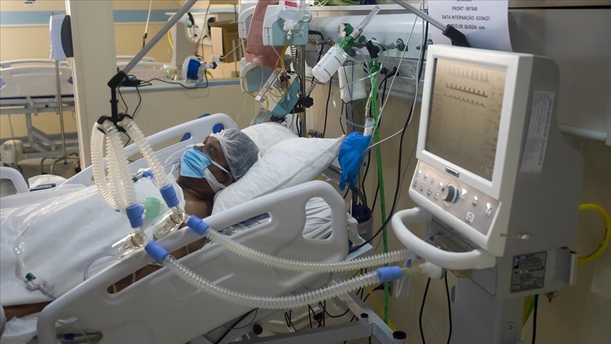 Brezilya'da son 24 saatte Kovid-19'dan 3 bin 560 kişi hayatını kaybetti