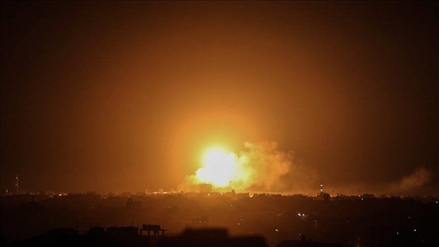 الجيش الإسرائيلي يقصف أهدافا في قطاع غزة