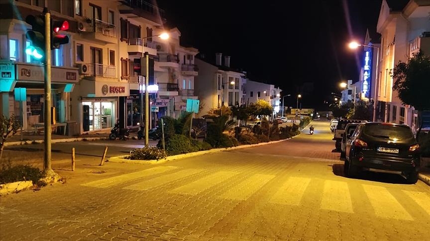 Magnitude 4.8 quake strikes off southwestern Turkey