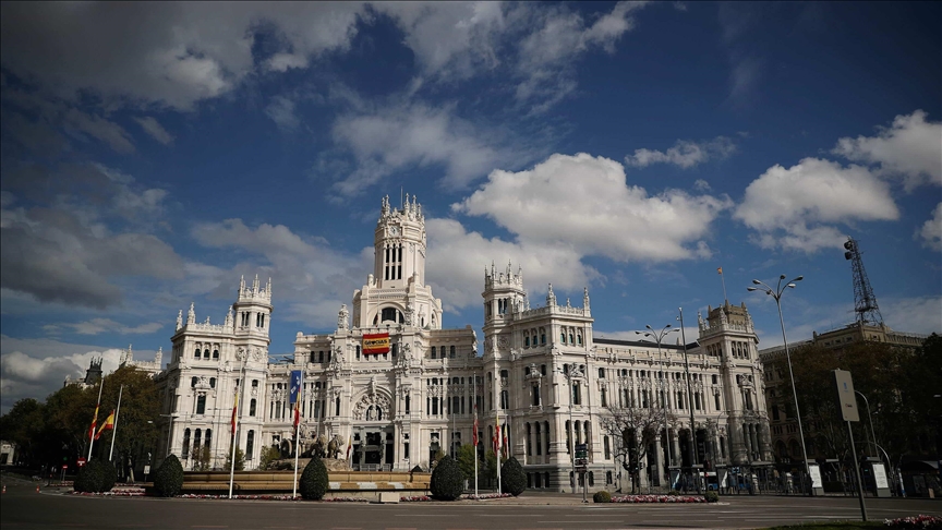 España prorroga la medida de cuarentena obligatoria para viajeros de 12 países