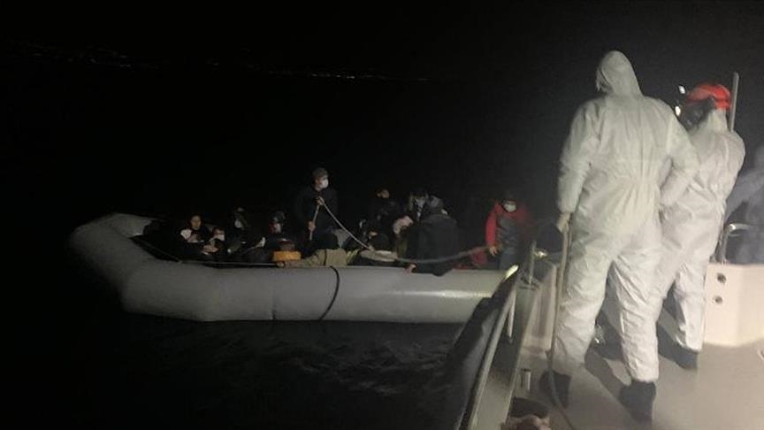 Penjaga pantai Turki selamatkan 41 pencari suaka di Laut Aegea