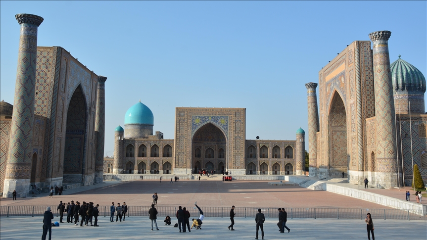 В Узбекистане усилили карантинные ограничения